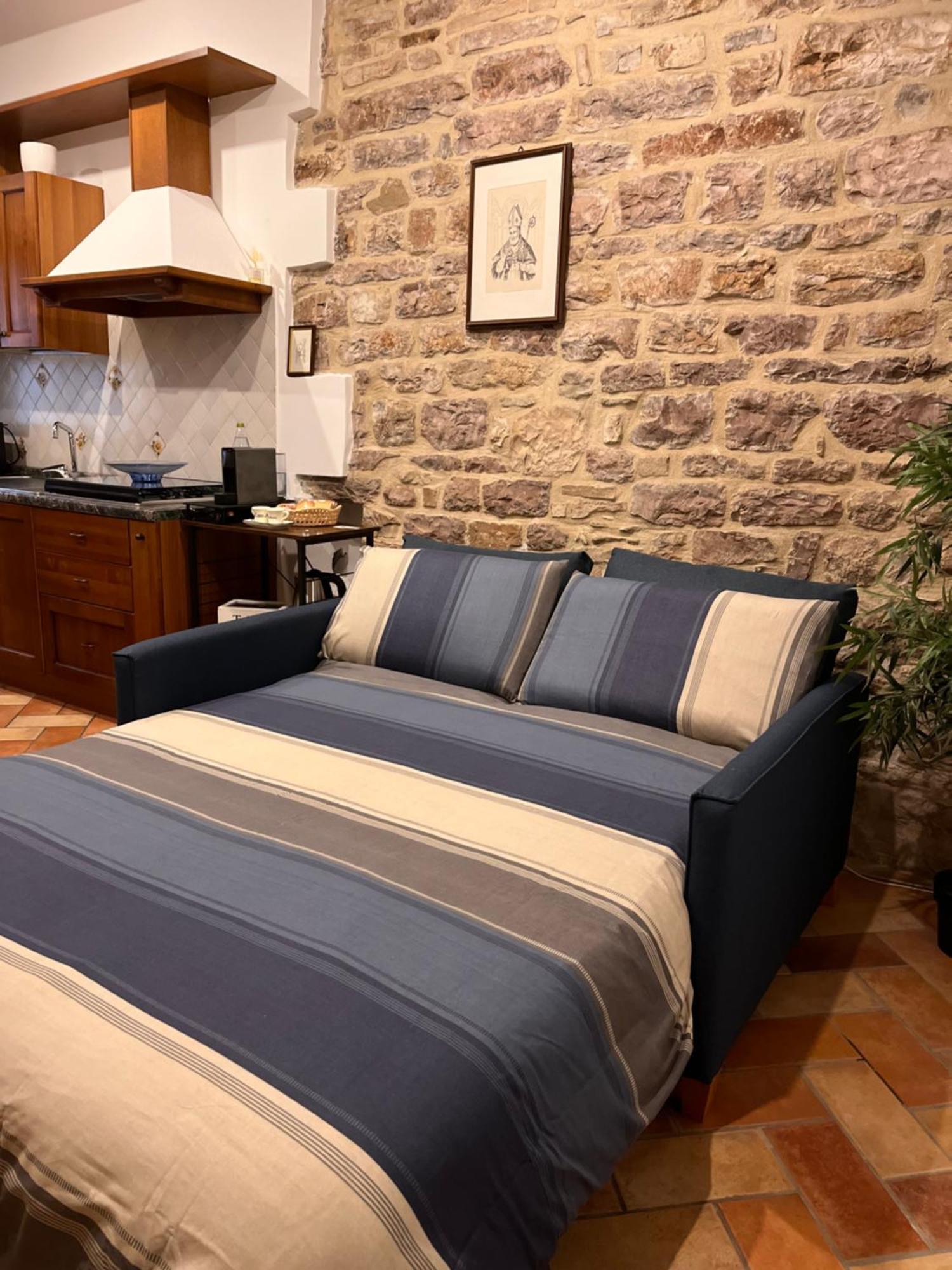 Casa Armanni - La Tua Casa Di Pietra Daire Gubbio Dış mekan fotoğraf